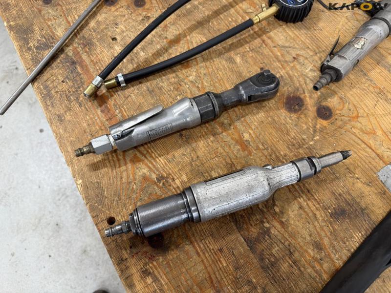 Workshop table with air tools and air hose 13