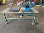 Workshop table with vice and contents 6