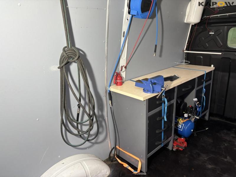 Workshop table and equipment 2