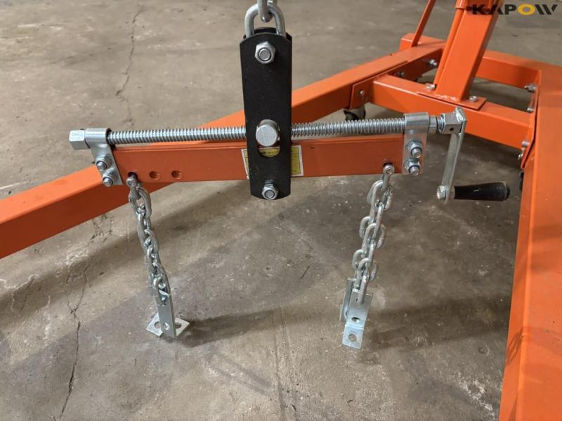 Workshop crane - 2 tons. 9