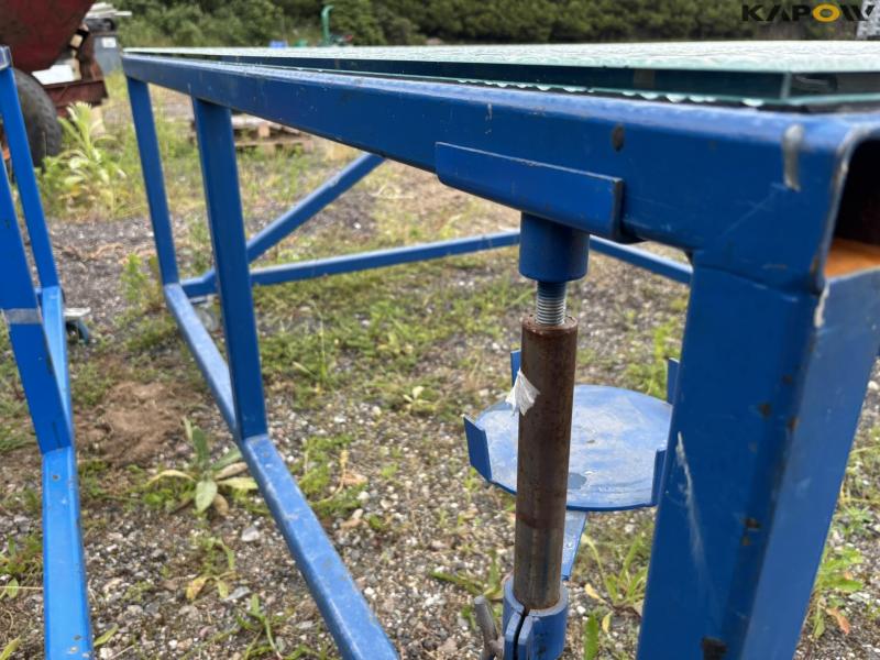 Workshop trolley with tempered glass top 19