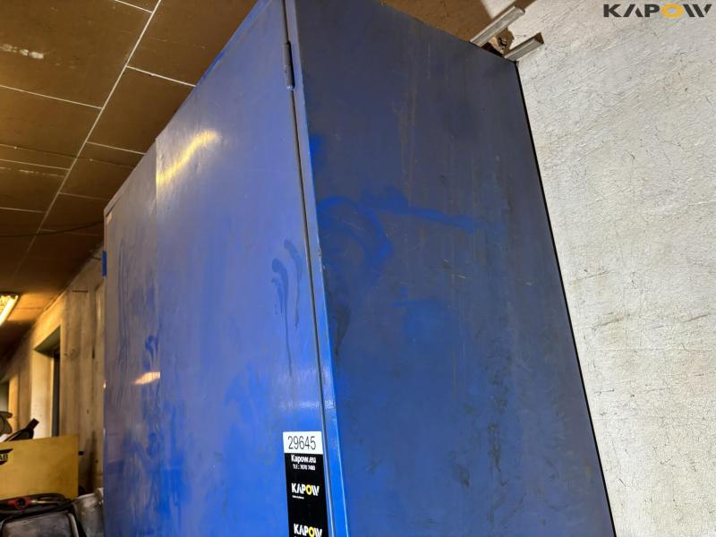 Workshop cabinet with contents 6