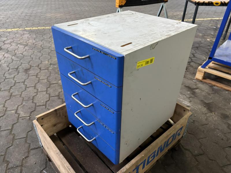 Miscellaneous workshop equipment 37