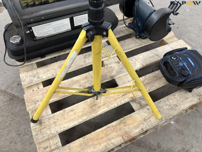 Miscellaneous workshop equipment 21