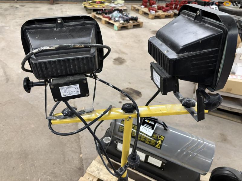 Miscellaneous workshop equipment 22