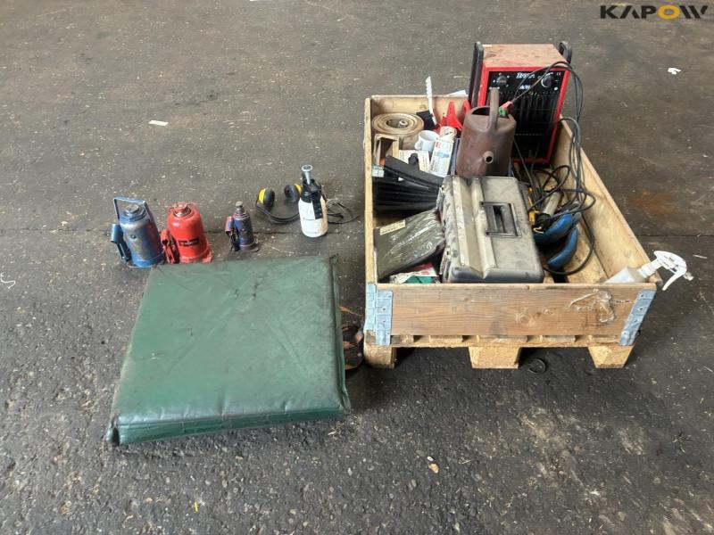 Workshop equipment 6