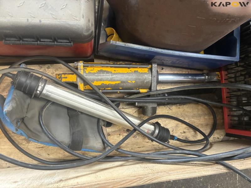 Workshop equipment 19