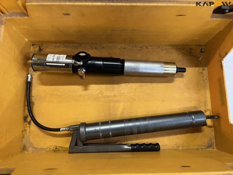 Workshop equipment 14