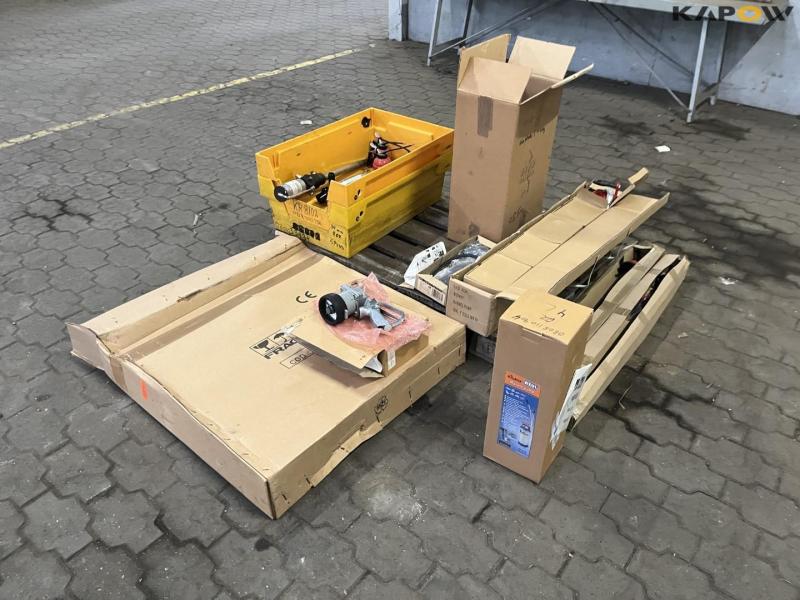 Workshop equipment 7