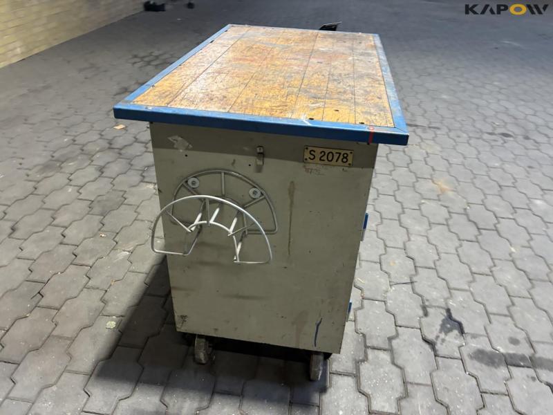 Workshop trolley on wheels 2