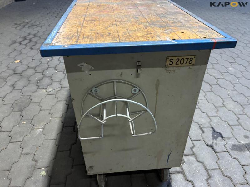 Workshop trolley on wheels 20