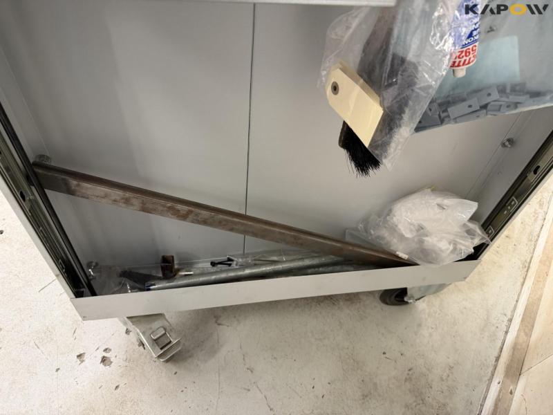 Workshop trolley 12
