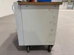 Tool trolley with contents 31