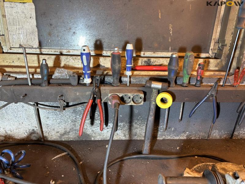 Miscellaneous tools 46