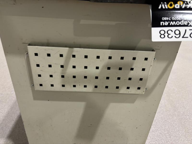 Tool table with steel plate and vice 23