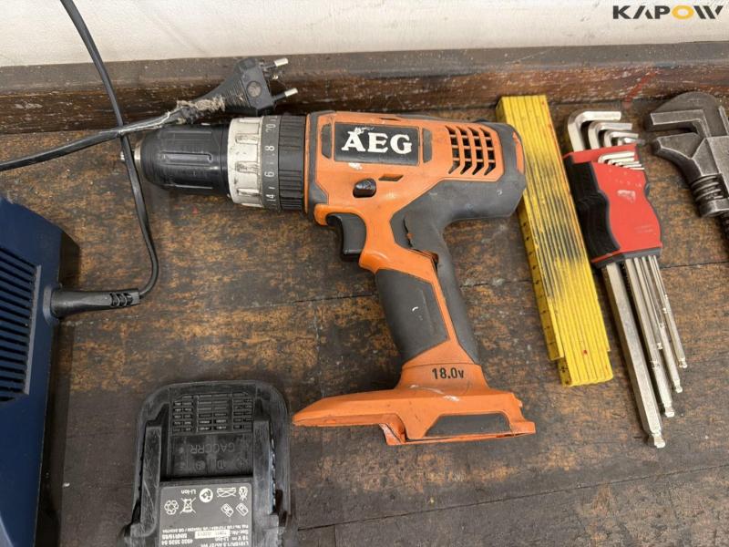 Tool table with tools + wall cable reel 13