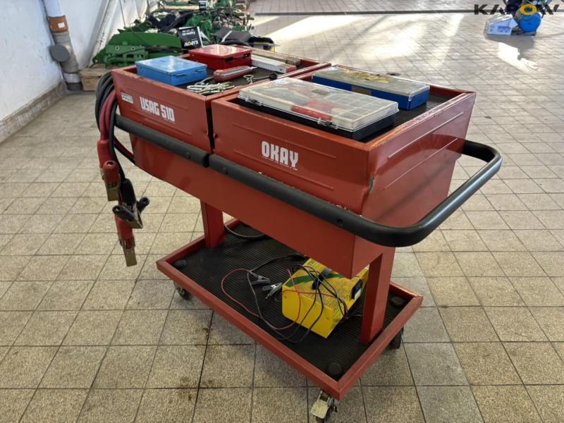 Tool trolley with contents 5