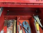 Tool trolley with contents 19