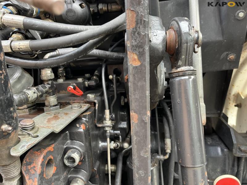 Valmet 505 front loader tractor 26