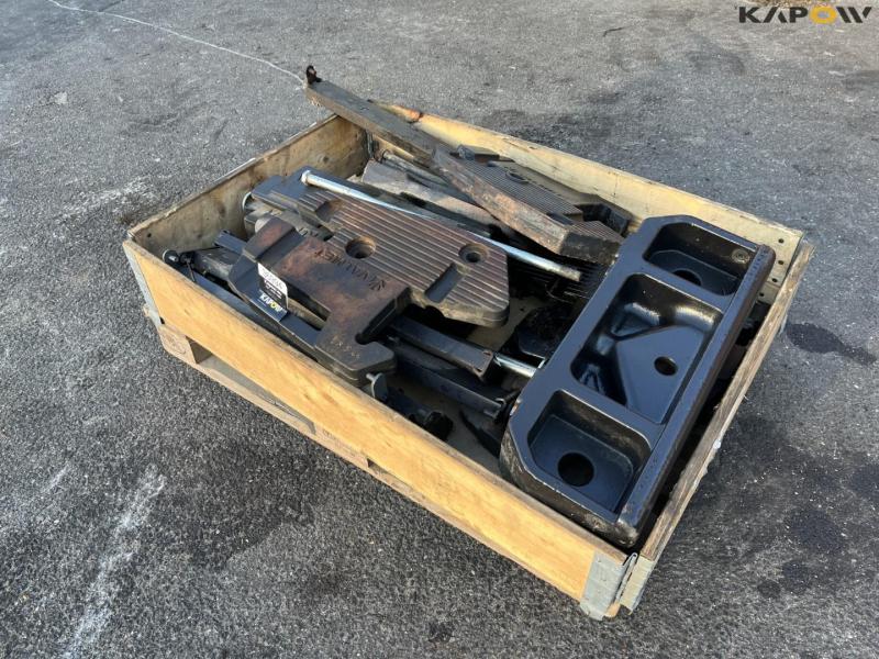 Valmet weight blocks with weight block holder 1