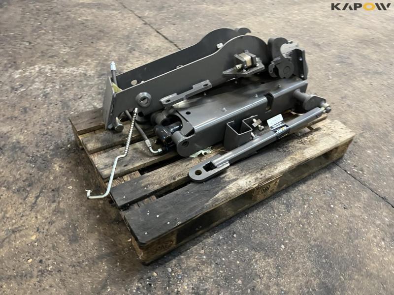 Valtra hitch hook 7