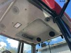 Valtra N142 tractor with front loader 41