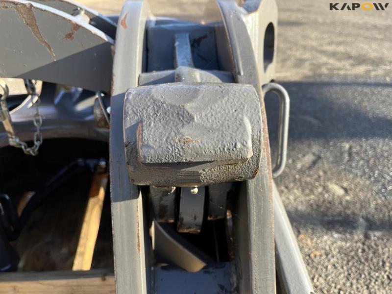 Valtra S353 front linkage 10