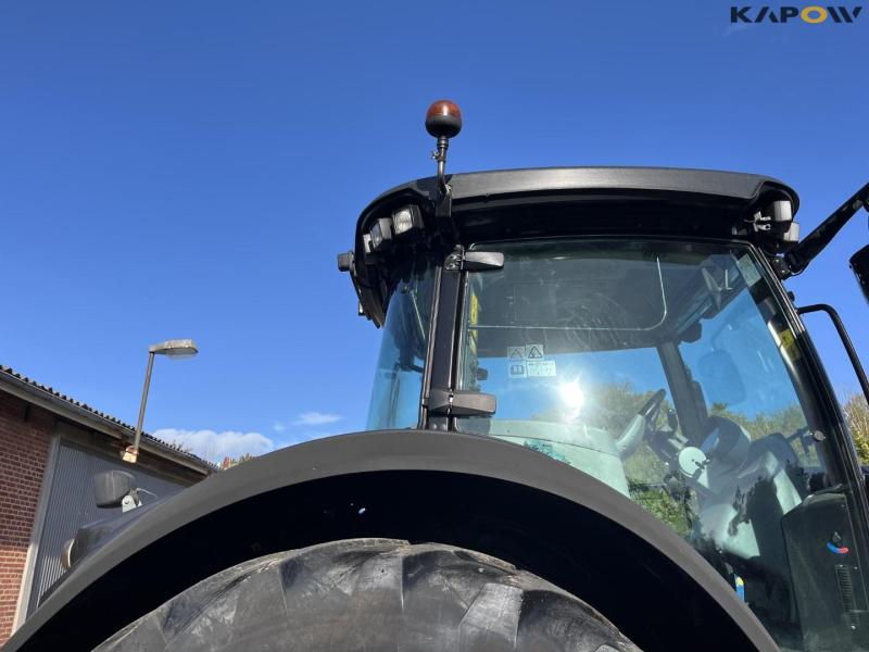 Valtra S374 tractor 25