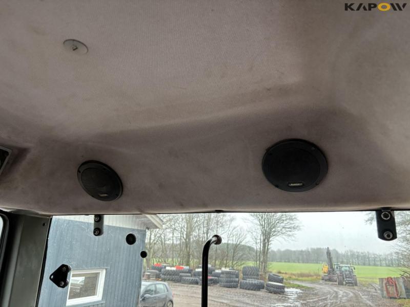 Valtra T150 tractor with front loader 72