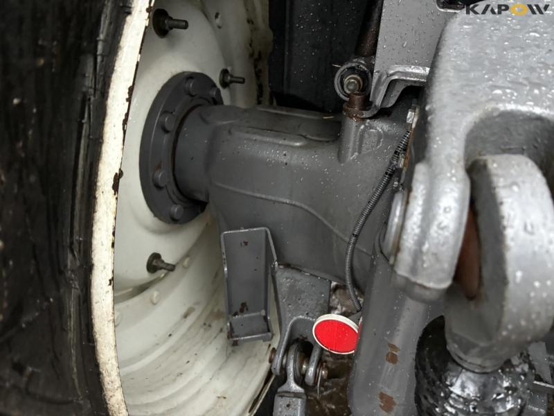 Valtra T234 front loader tractor 37