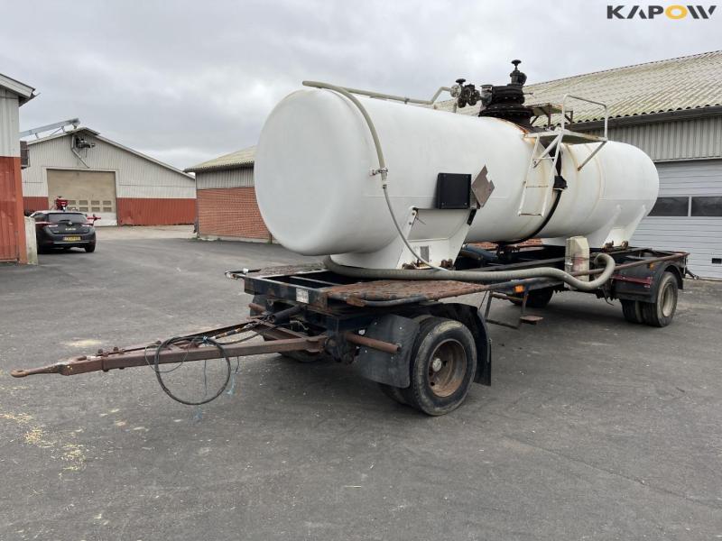 Water truck 9100 liters 1