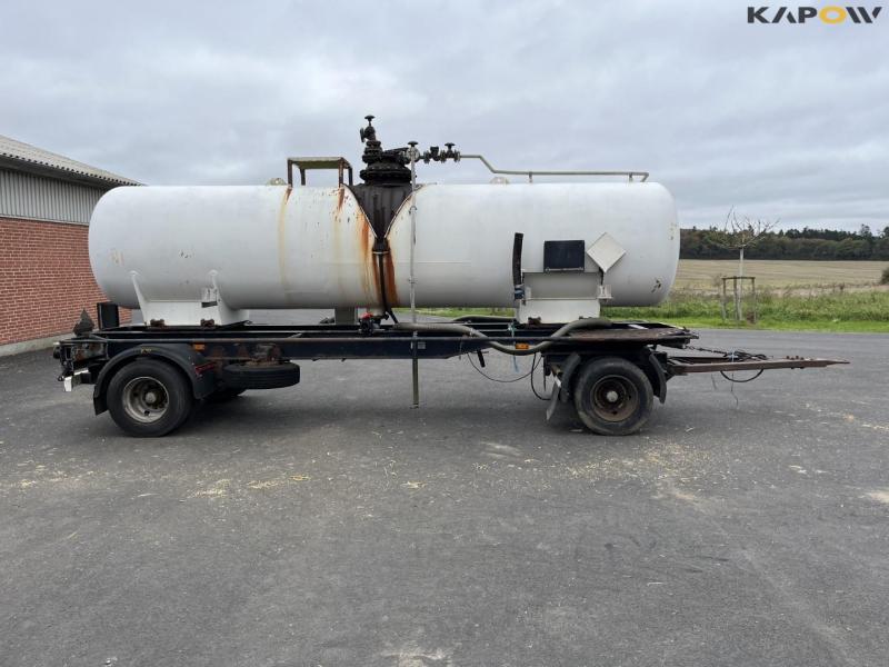 Water truck 9100 liters 4