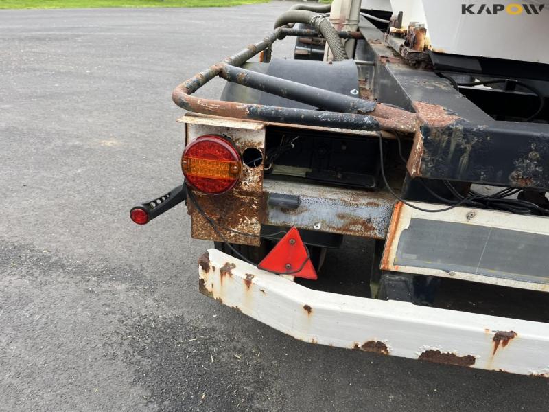 Water truck 9100 liters 26