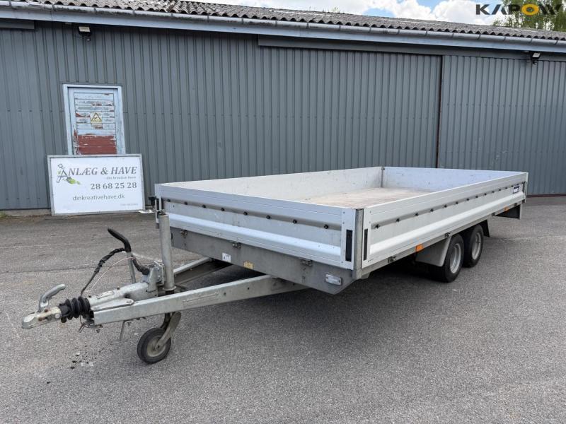 Variant 3021p4-10 trailer 1