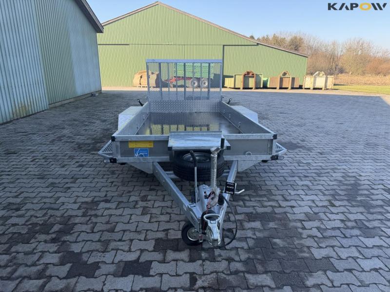 Variant 3518 M4 machine trailer 2