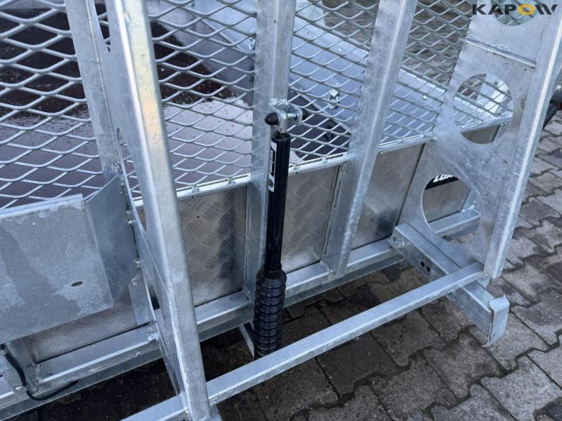 Variant 3518 M4 machine trailer 18