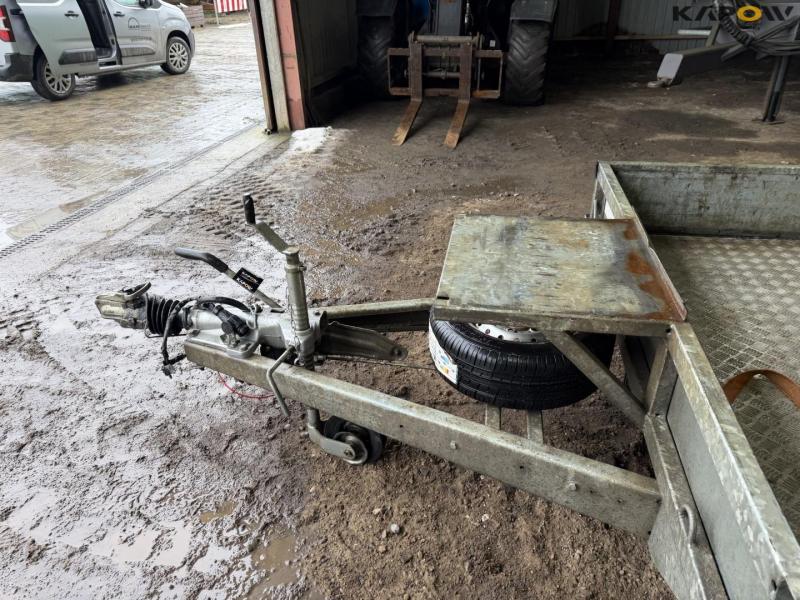 Variant 3518m4 machine trailer 9