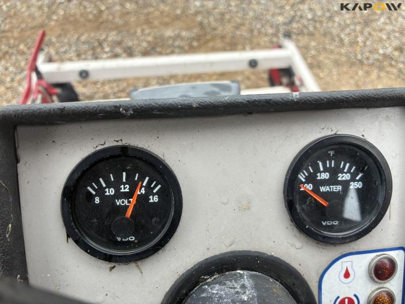Ventrac 3200 lawn mower 13