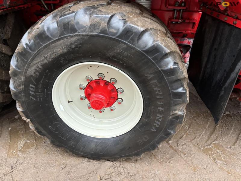 Self-propelled Vervaet Hydro Trike slurry tanker 81