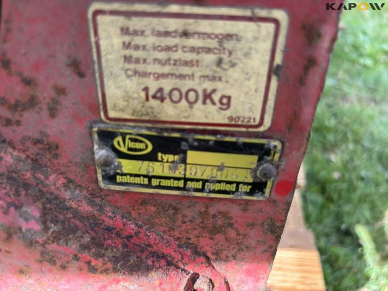 Vicon fertilizer spreader 17