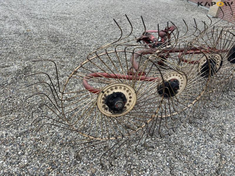 Vicon-Lely tedders 9