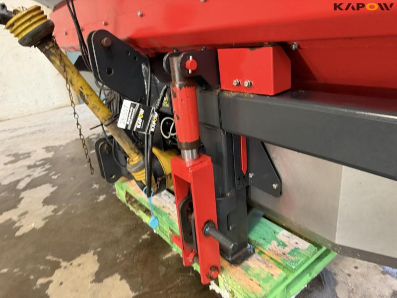 Vicon RS-W fertilizer spreader 11