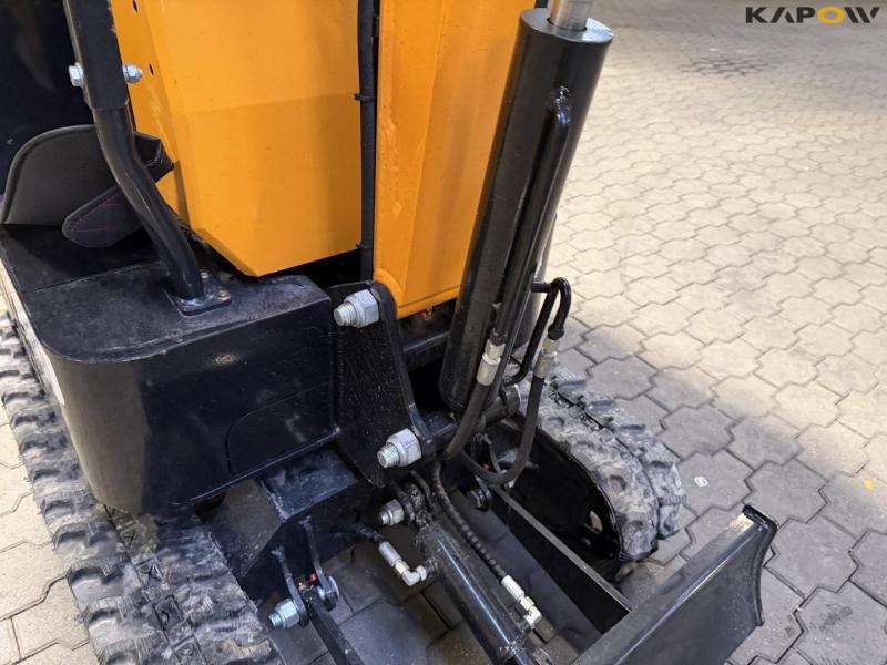 Vicsec VC 13D mini excavator 23
