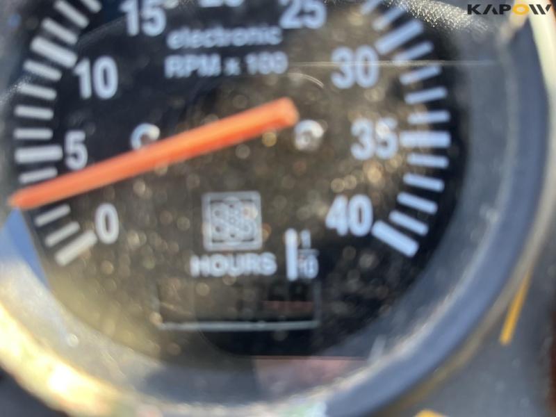 Vitra 2037 tool carrier 21