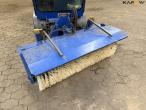 Vitra tool carrier with broom 11