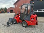 VM Loader 1026 LXC skid steer loader 7