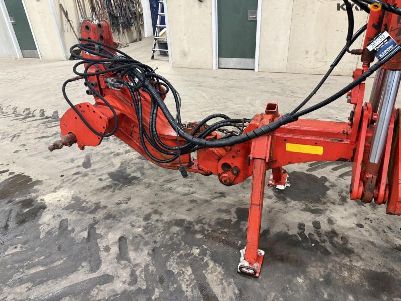 Vogel and Noot 8 furrow reversible plough 8