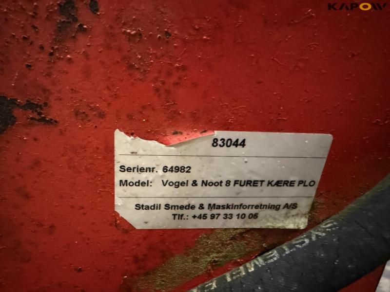 Vogel and Noot 8 furrow reversible plough 53