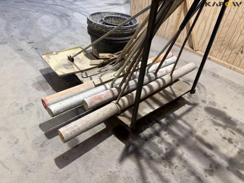 Trolley, brick pan and screed 7