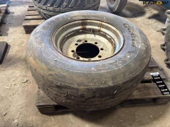 Wagon wheel 385/65-22.5